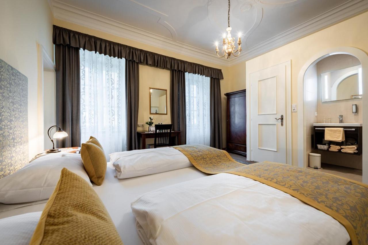 Schlosshotel Mitterhart 쇼와즈 외부 사진